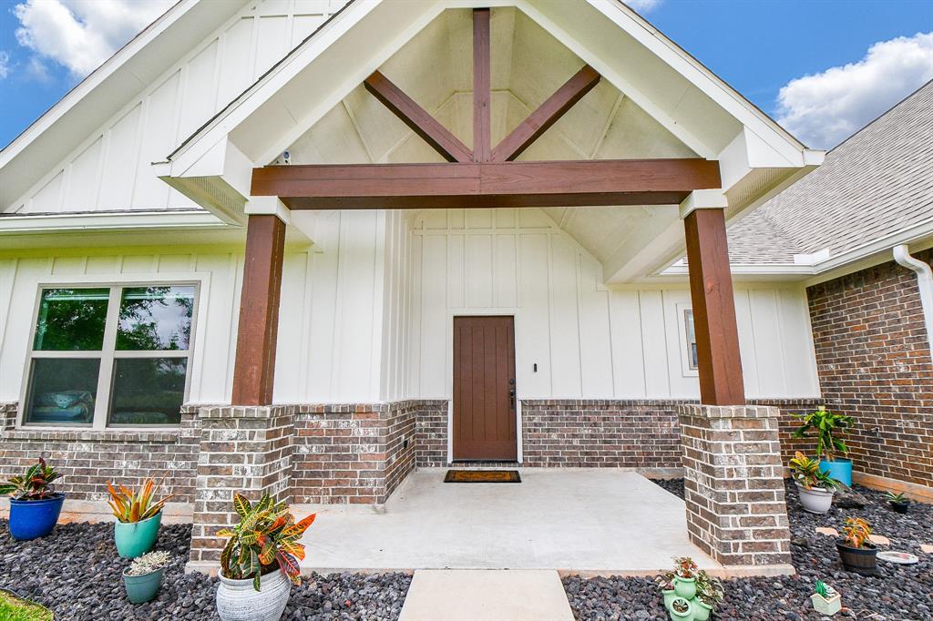 33210 Blue Marlin Drive, Richwood, Texas image 4