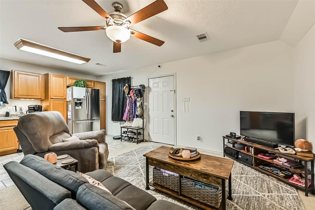 2205 Avenue J, Santa Fe, Texas image 33