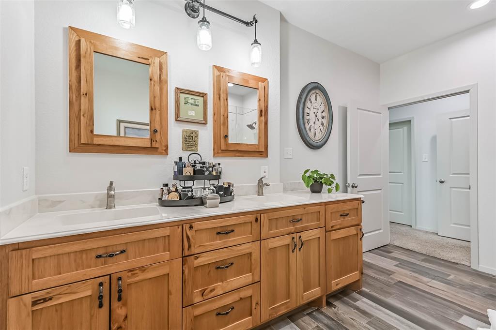 2205 Avenue J, Santa Fe, Texas image 21