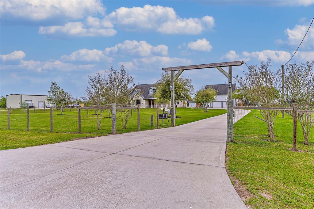 2205 Avenue J, Santa Fe, Texas image 40