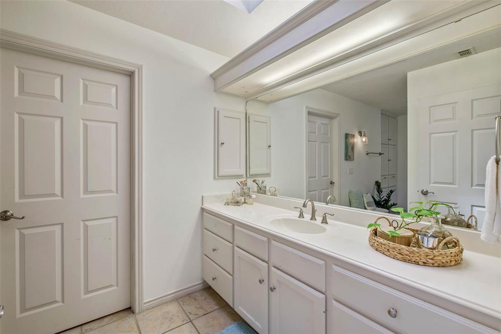 1309 Essex Green, College Station, Texas image 12