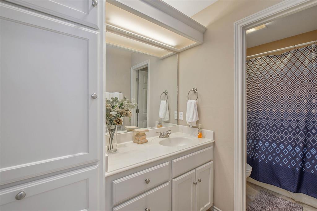 1309 Essex Green, College Station, Texas image 16