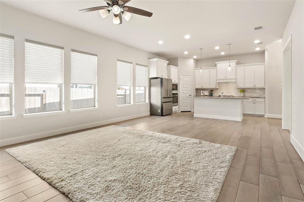 334 N Cascade Heights Drive, Montgomery, Texas image 10