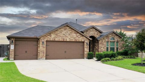 Single Family Residence in Richmond TX 1202 Fuchsia Drive.jpg