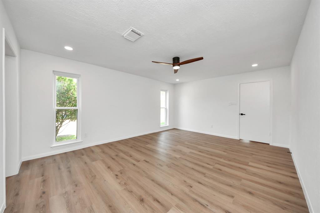 722 Merrick Drive, Sugar Land, Texas image 12