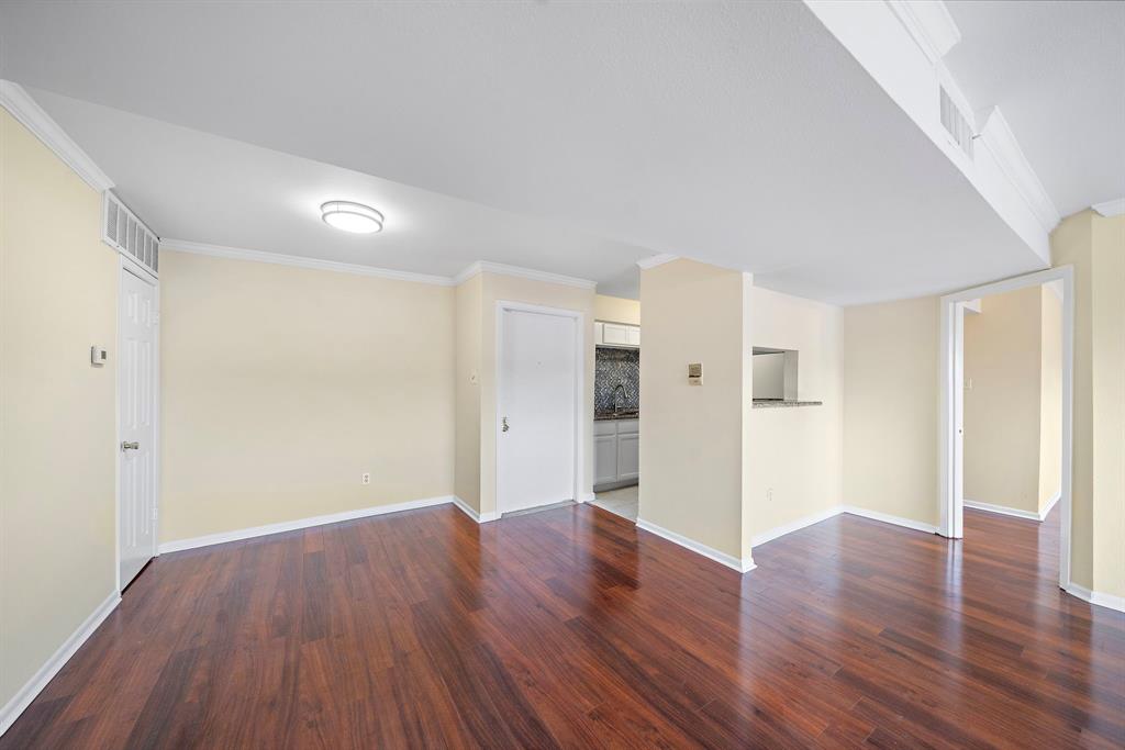 8429 Hearth Drive #8, Houston, Texas image 3