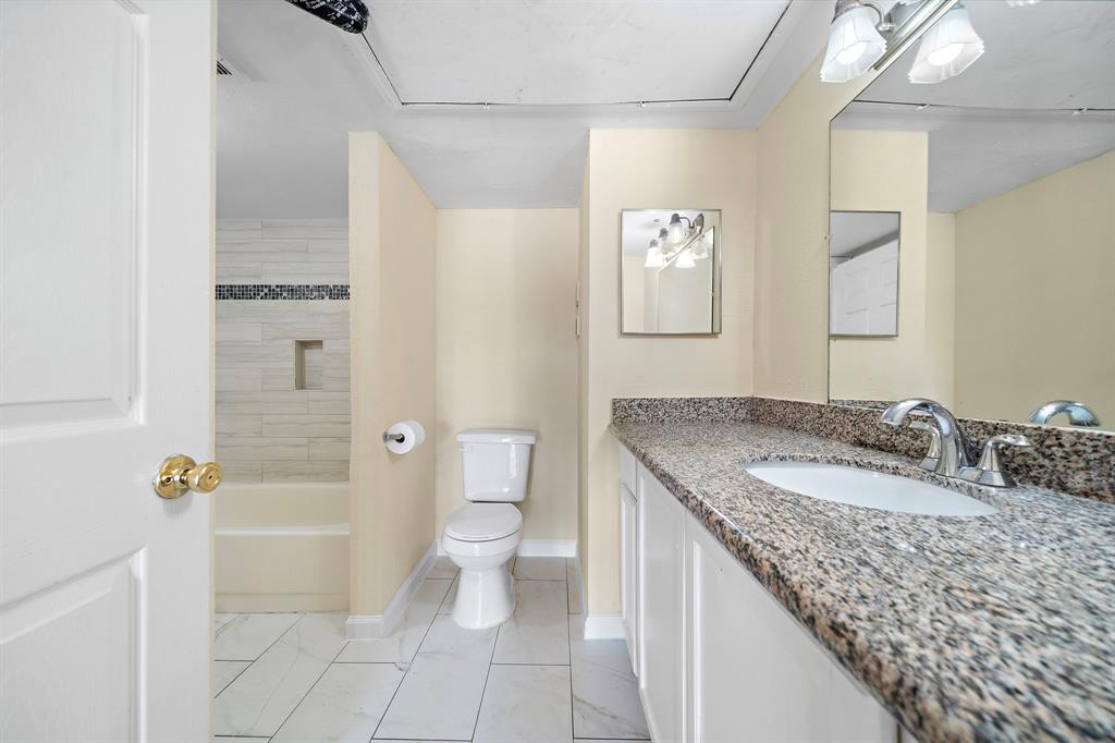 8429 Hearth Drive #8, Houston, Texas image 8