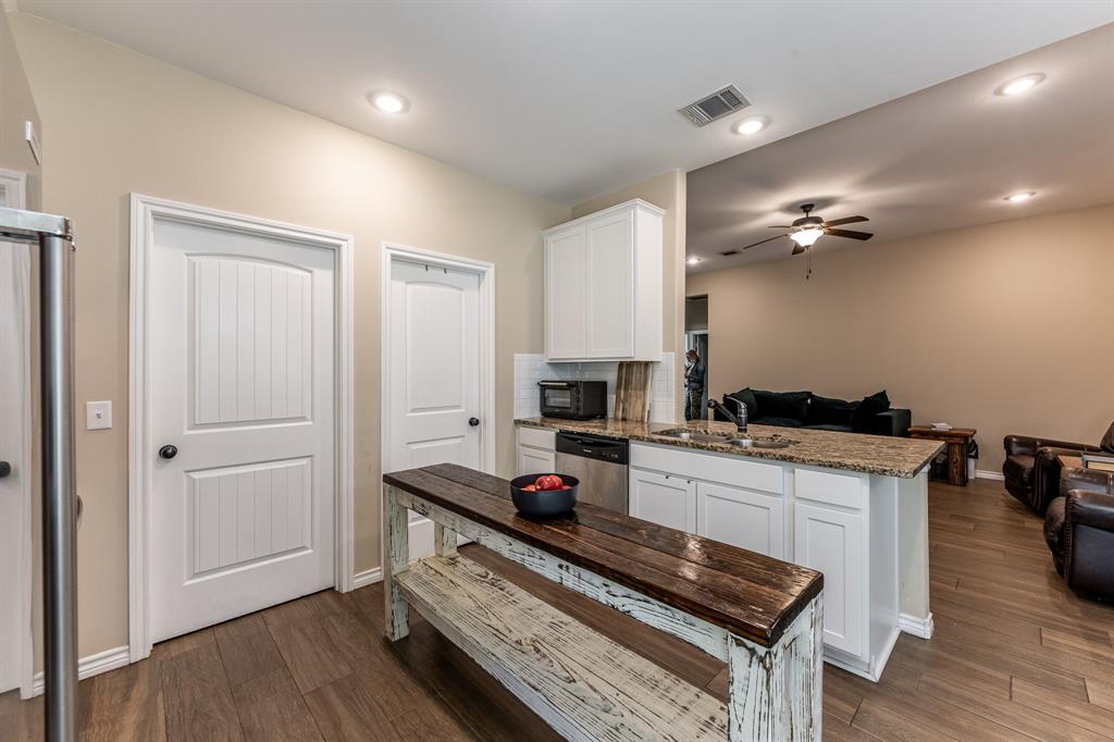 16 Firewood Road, Huntsville, Texas image 24