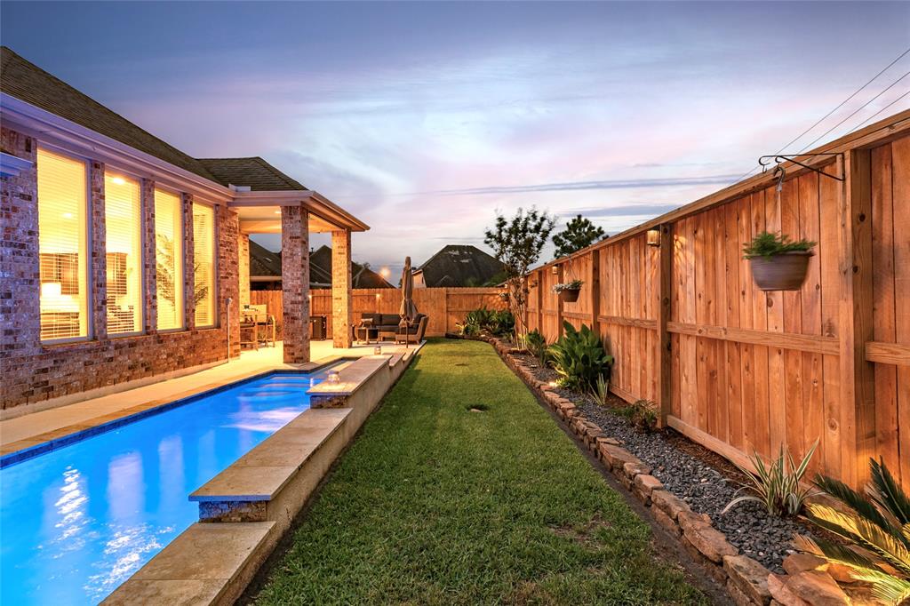 736 Mayhill Ridge Lane