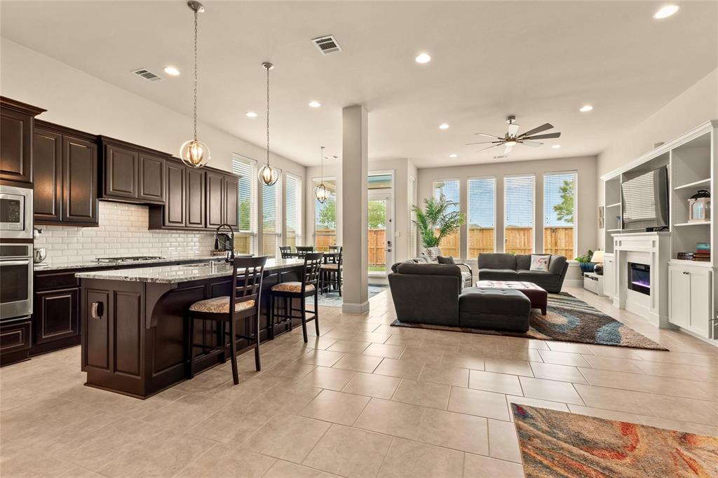 736 Mayhill Ridge Lane, League City, Texas image 14