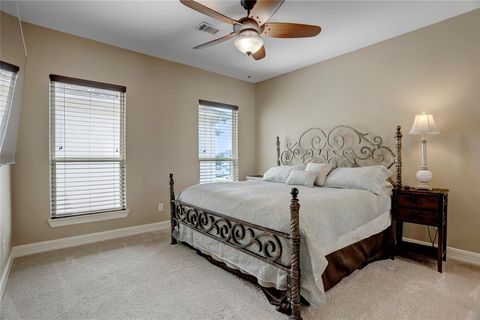 Single Family Residence in League City TX 729 Pegasus Lane 28.jpg