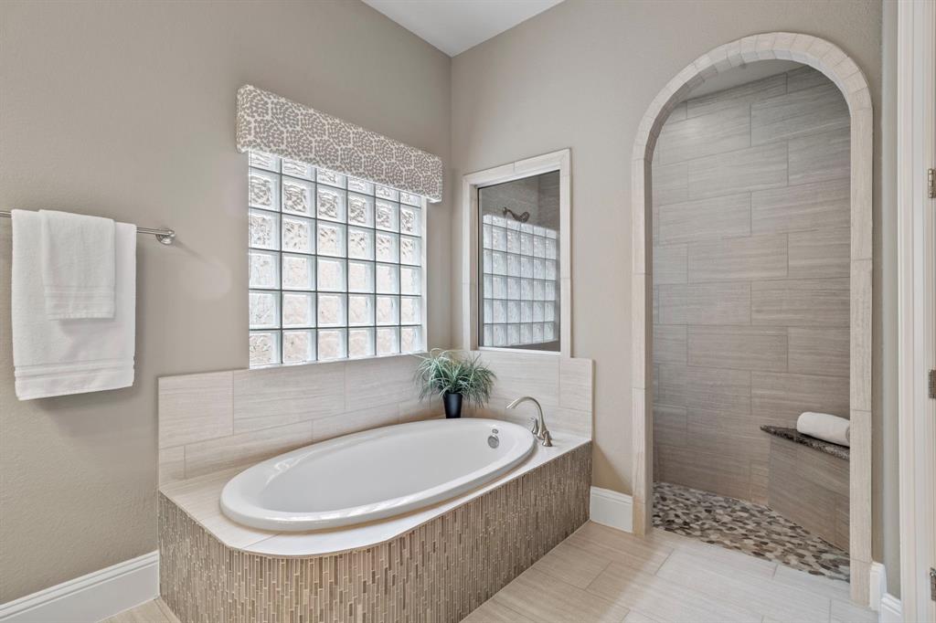 5007 Summer Manor Lane, Sugar Land, Texas image 31