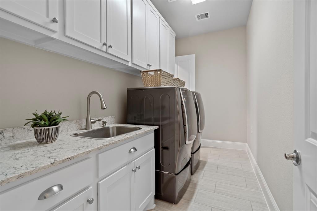 5007 Summer Manor Lane, Sugar Land, Texas image 34