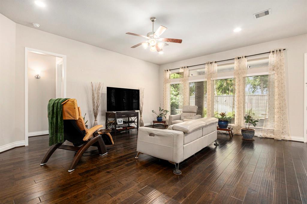 4211 Shays Manor Lane