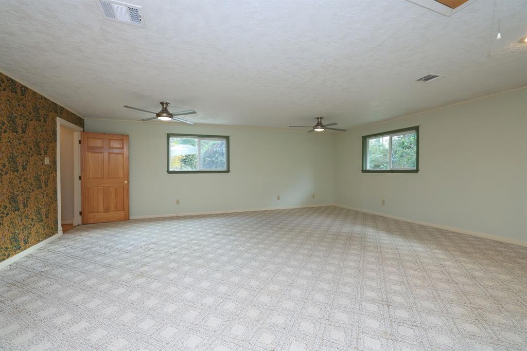 610 Tall Pines Drive, Magnolia, Texas image 15
