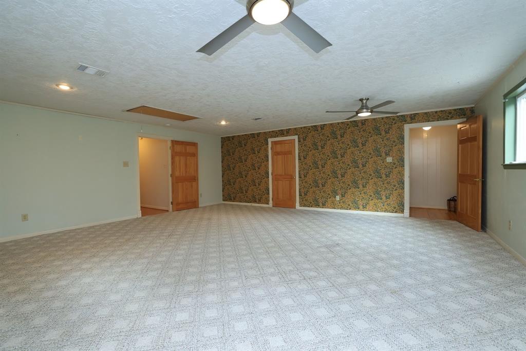 610 Tall Pines Drive, Magnolia, Texas image 16