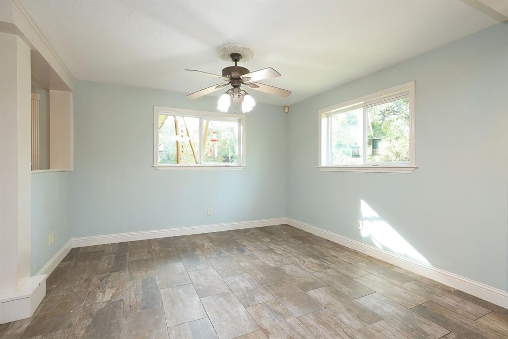 610 Tall Pines Drive, Magnolia, Texas image 4