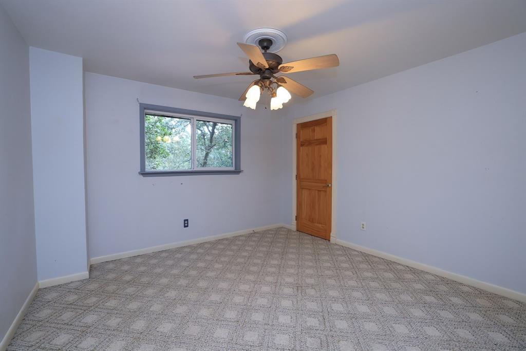 610 Tall Pines Drive, Magnolia, Texas image 21