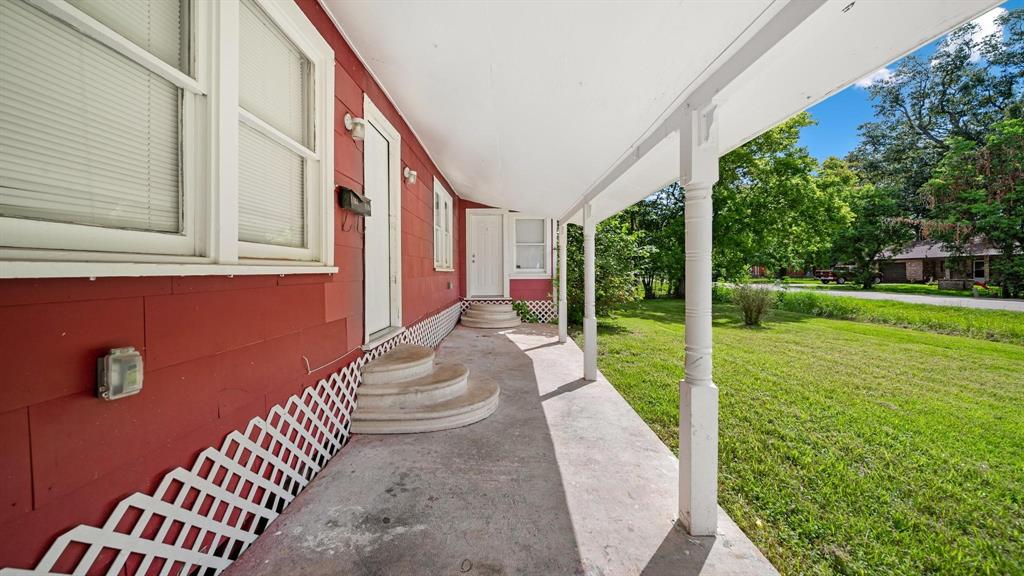 1164 3rd Street