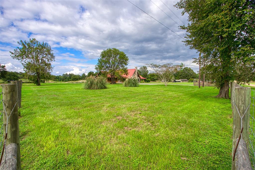 1210 County Road 2106, Liberty, Texas image 35