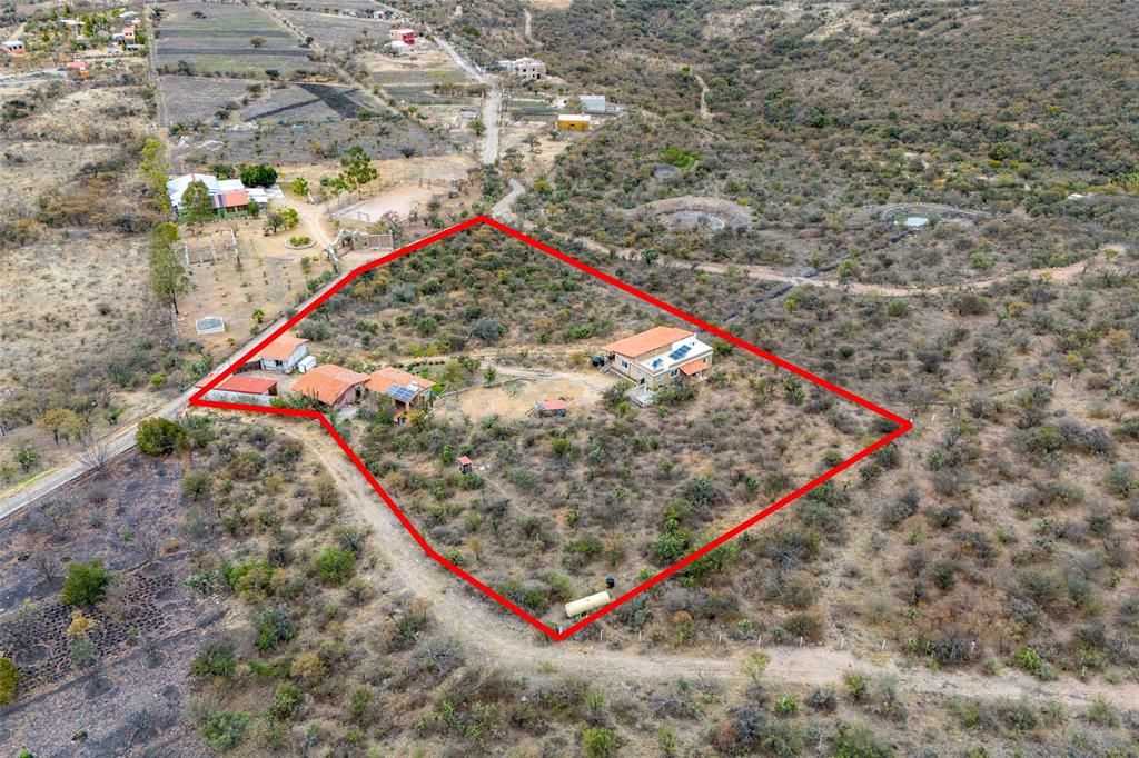 Tennessee 37886, Mexico, 5 Bedrooms Bedrooms, ,2 BathroomsBathrooms,Residential,Active,51544