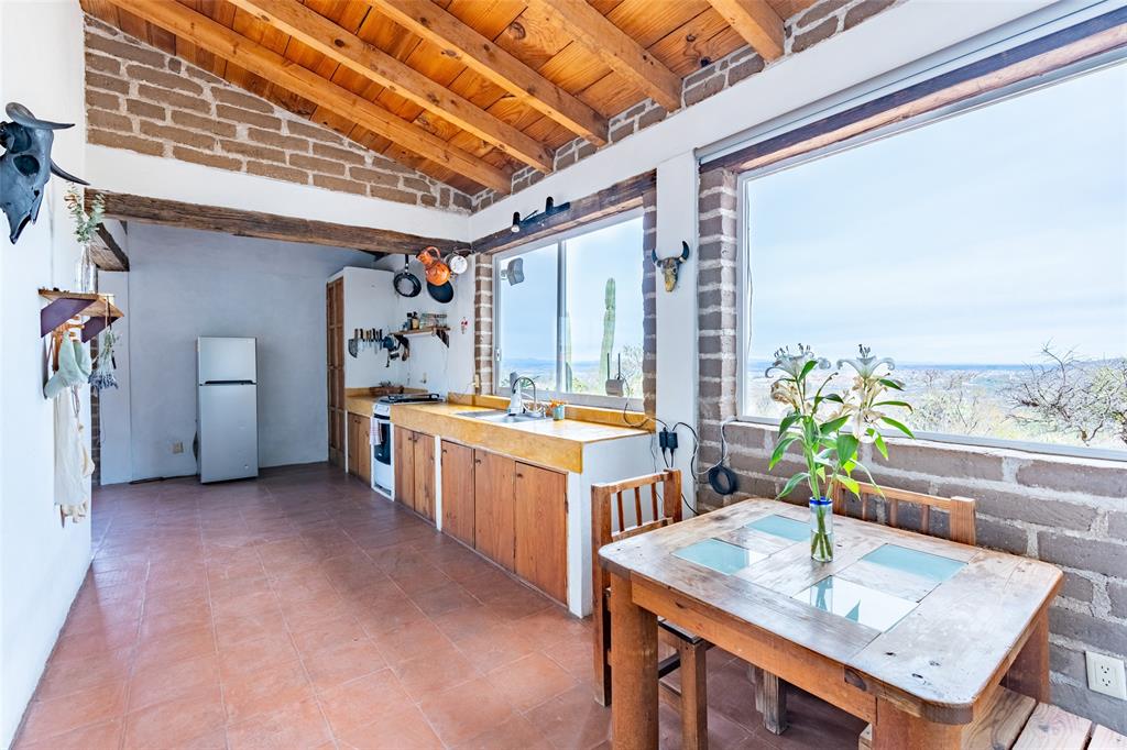 Tennessee 37886, Mexico, 5 Bedrooms Bedrooms, ,2 BathroomsBathrooms,Residential,Active,51544