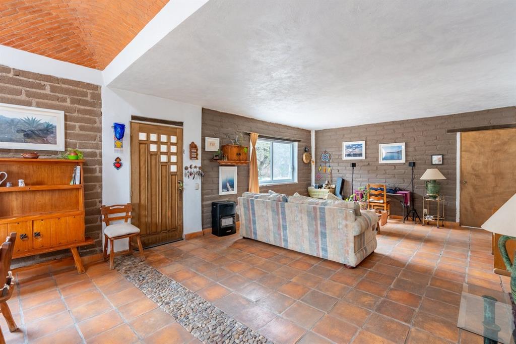 Tennessee 37886, Mexico, 5 Bedrooms Bedrooms, ,2 BathroomsBathrooms,Residential,Active,51544