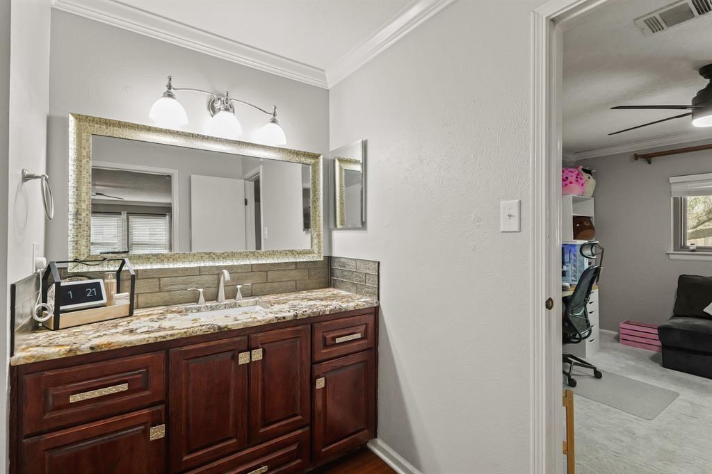 5322 Creek Shadows Drive, Houston, Texas image 35