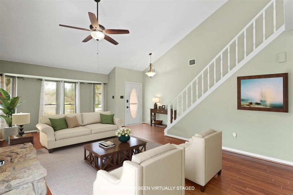5322 Creek Shadows Drive, Houston, Texas image 4