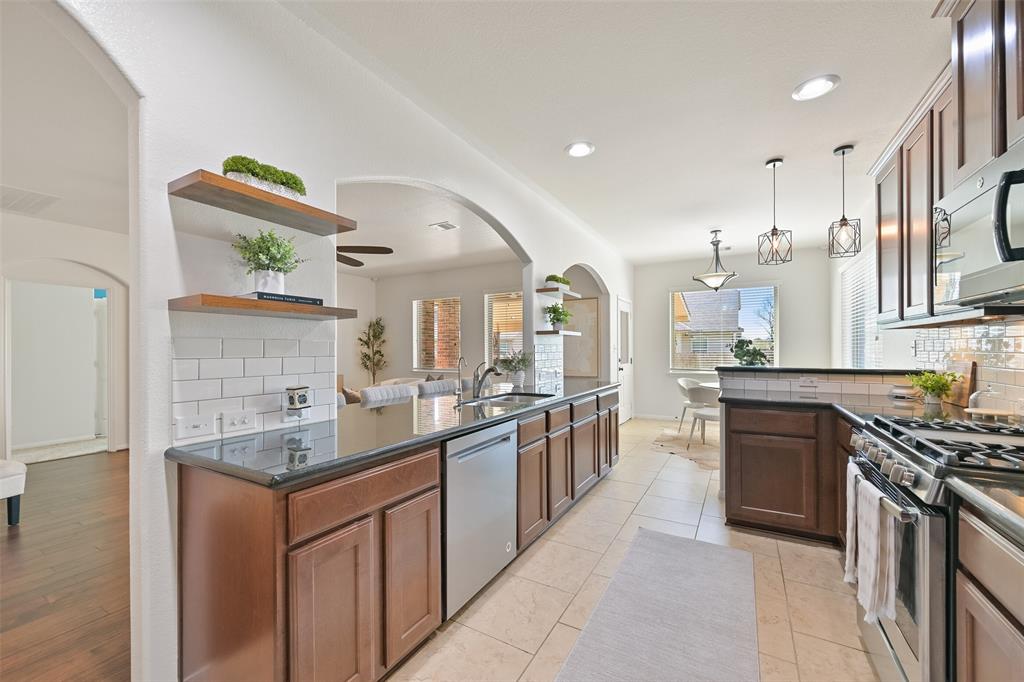 6135 Carnaby Lane, Rosenberg, Texas image 12
