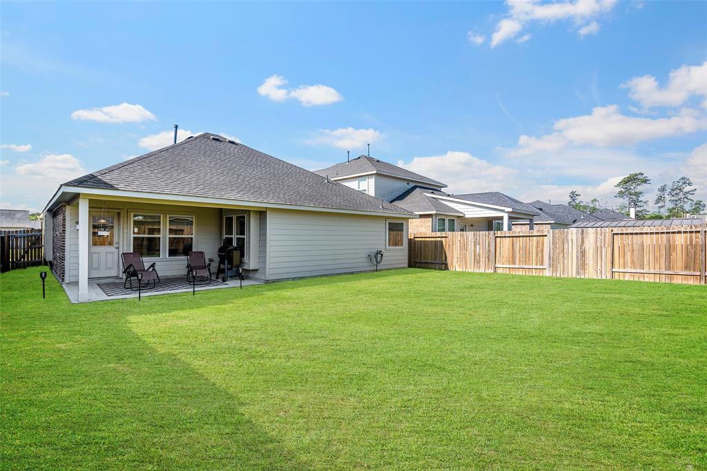 10020 Gold Finch Run, Magnolia, Texas image 25
