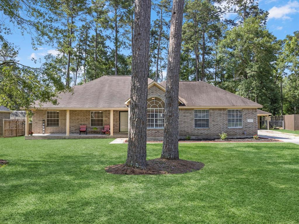8511 Silver Lure Drive, Humble, Texas image 2