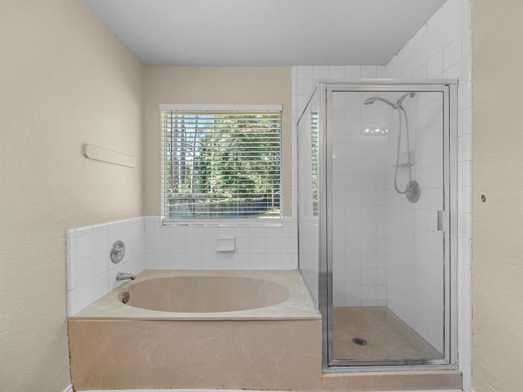 8511 Silver Lure Drive, Humble, Texas image 15