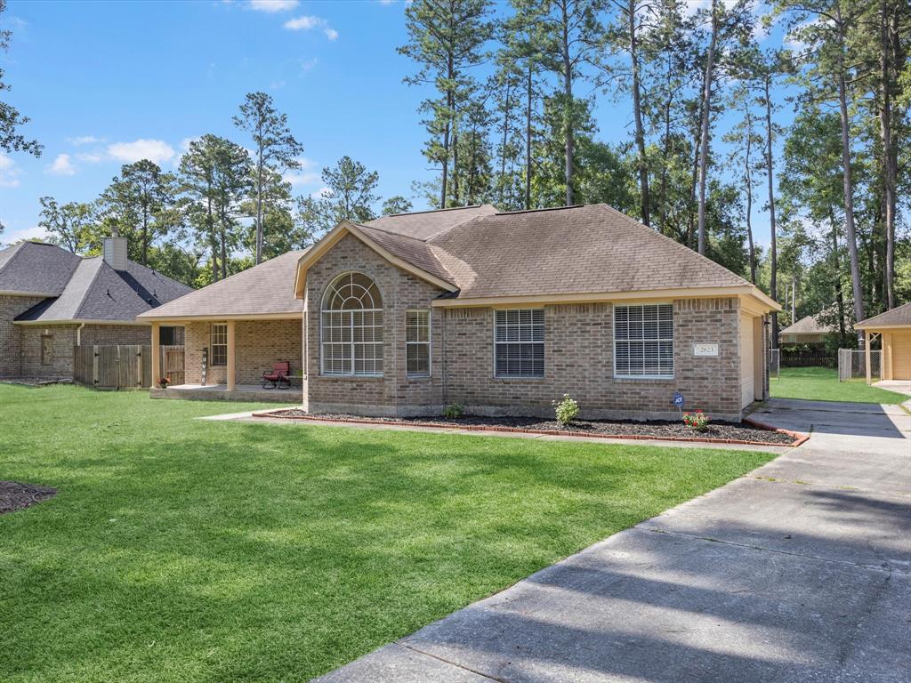 8511 Silver Lure Drive, Humble, Texas image 1