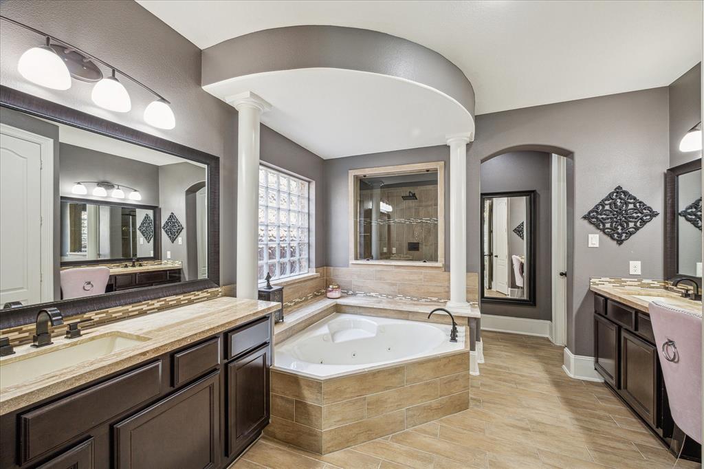 2815 Veneto Court, League City, Texas image 23
