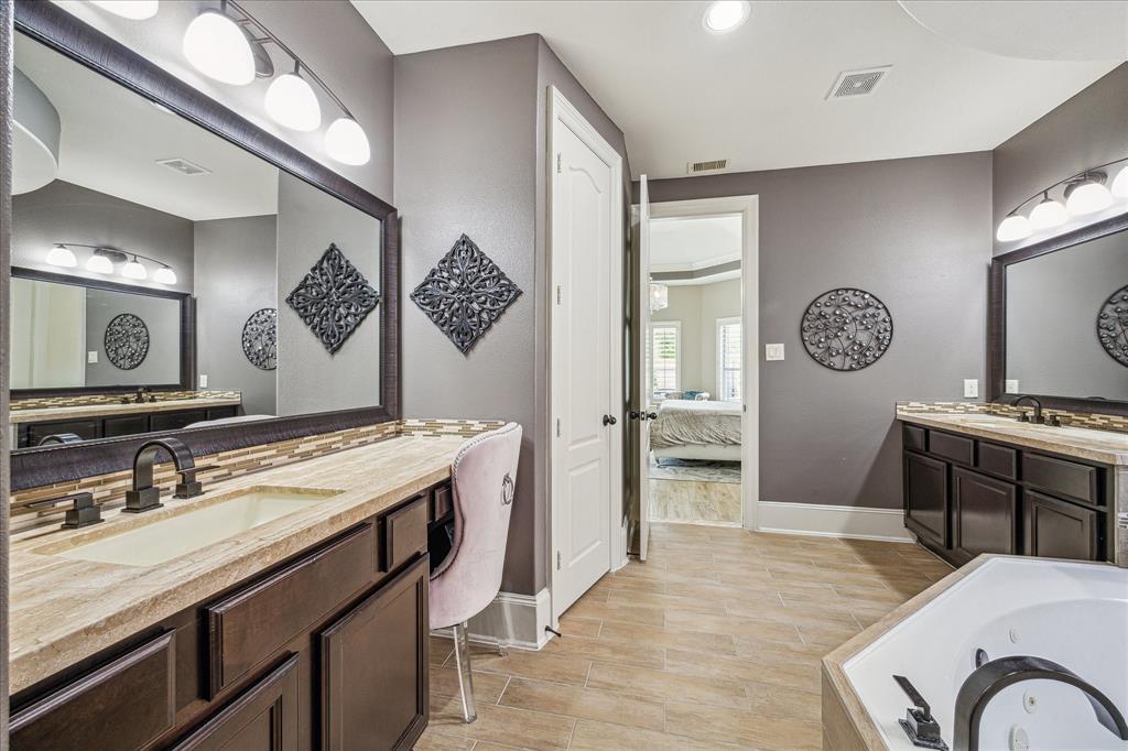 2815 Veneto Court, League City, Texas image 22