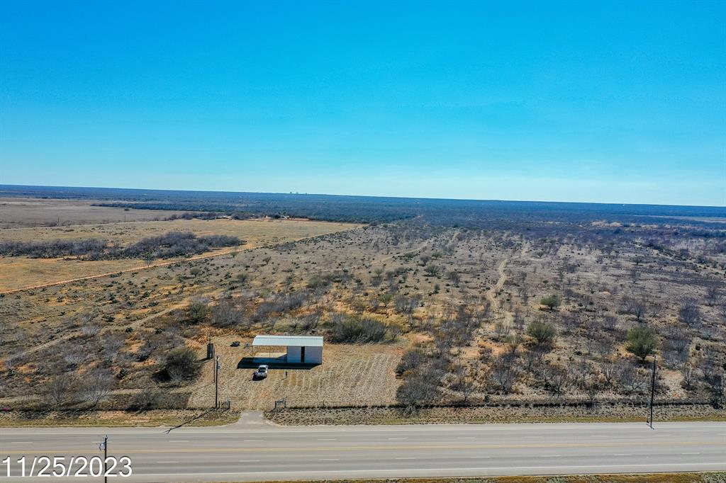 000 W Hy 85, Dilley, Texas image 31