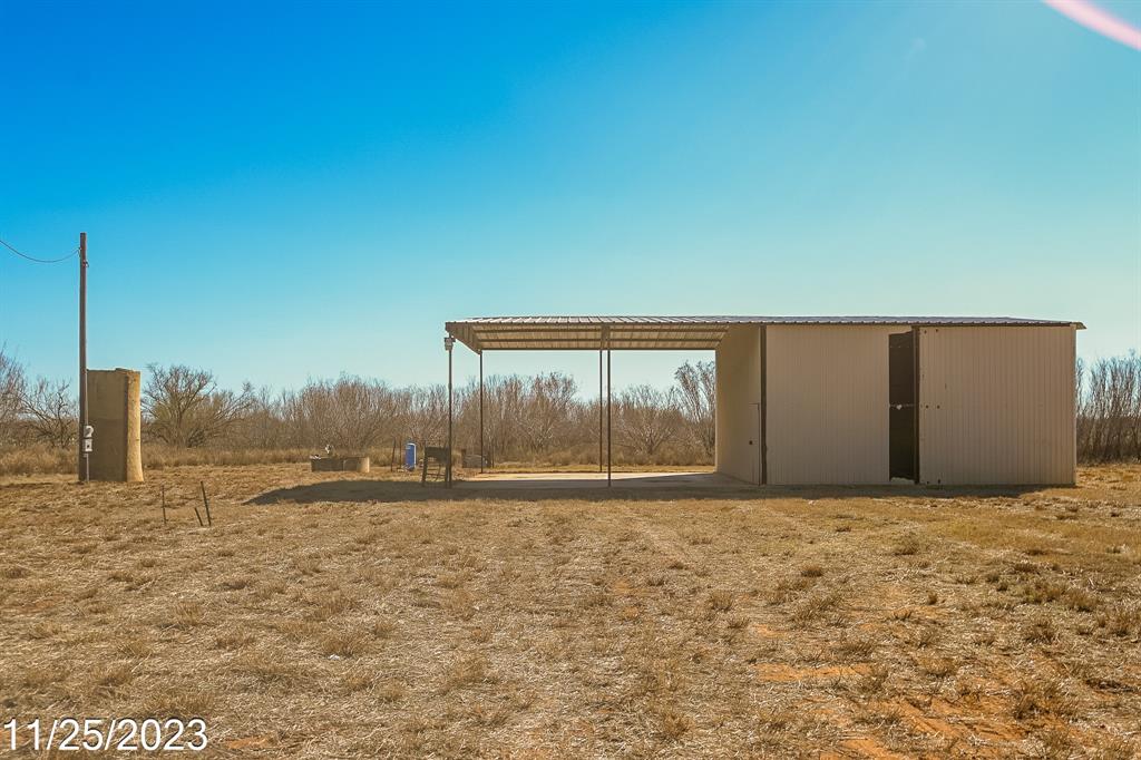 000 W Hy 85, Dilley, Texas image 27