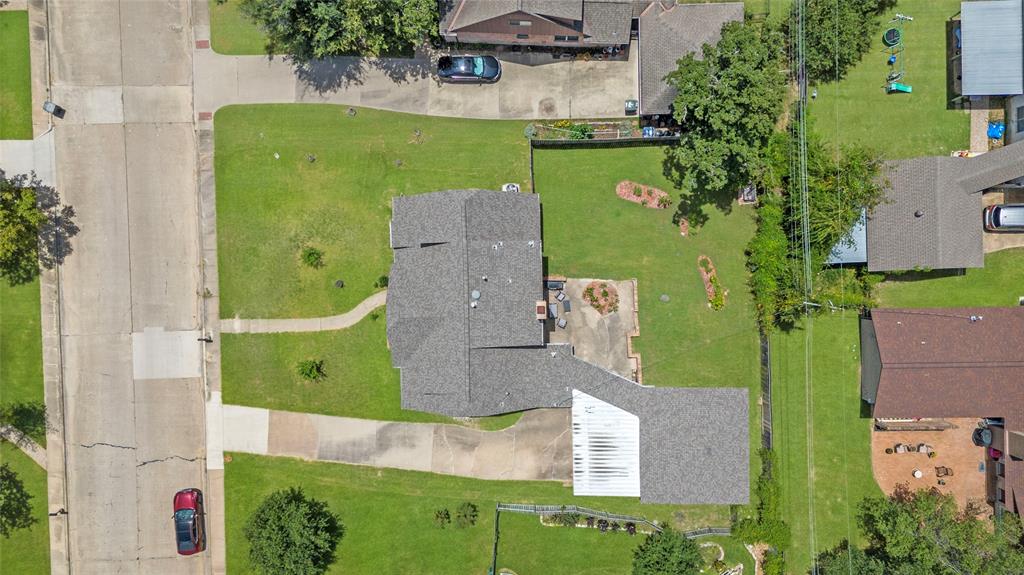 2513 Broadmoor Drive