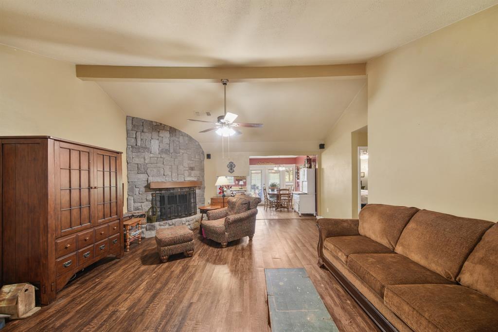 8410 Collingsdale Road, La Porte, Texas image 6