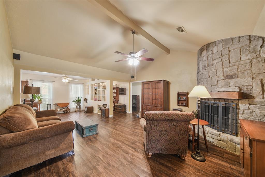 8410 Collingsdale Road, La Porte, Texas image 7