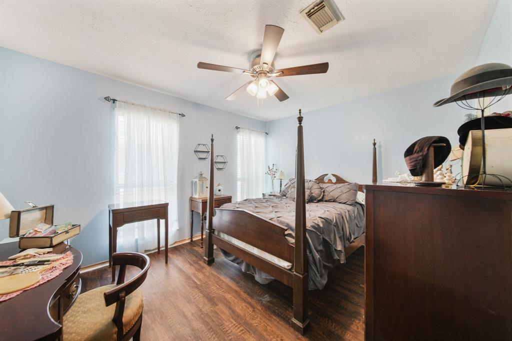 8410 Collingsdale Road, La Porte, Texas image 12