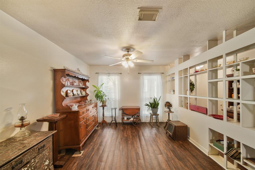 8410 Collingsdale Road, La Porte, Texas image 5