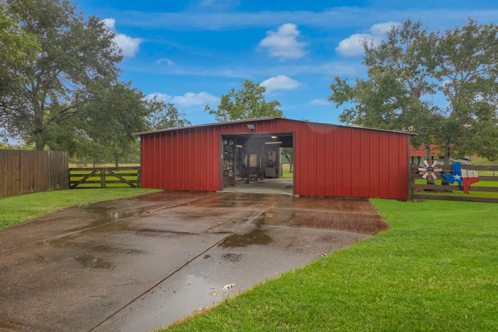 2002 County Road 284, Alvin, Texas image 35