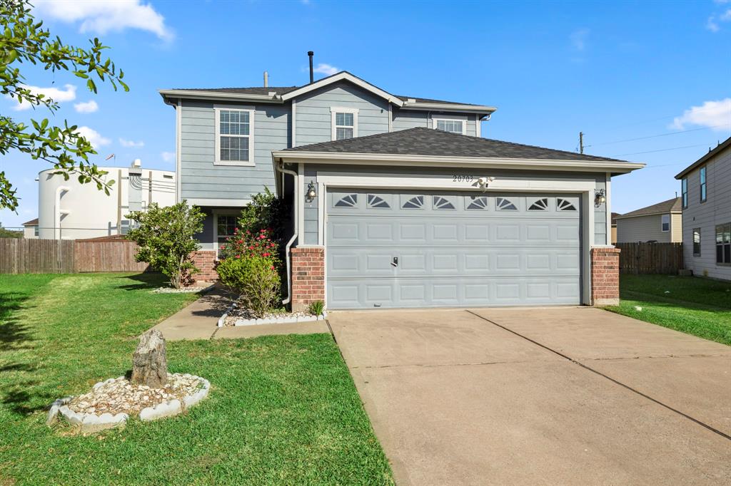 20703 Dickinson Manor Lane, Cypress, Texas image 3