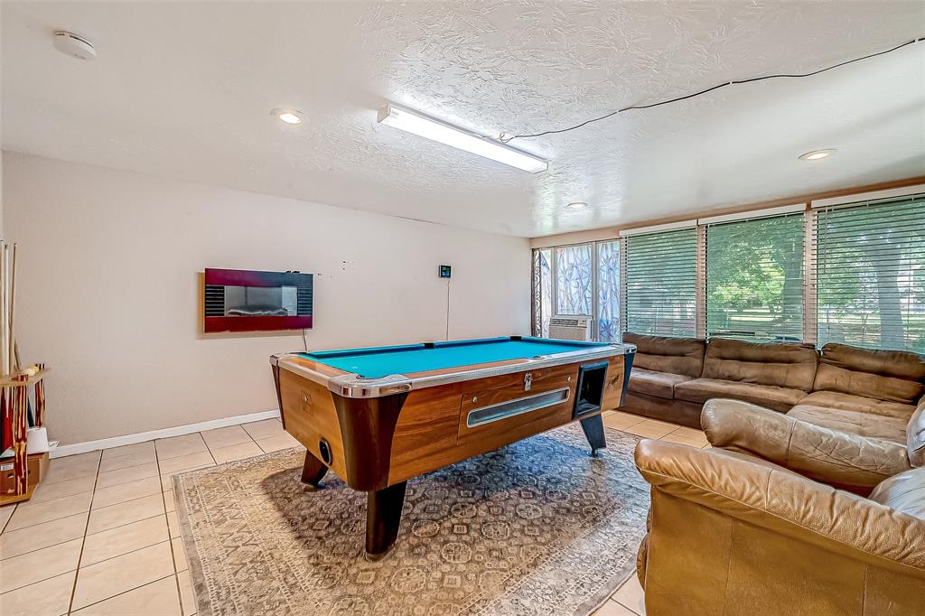 921 Roberts Street, El Campo, Texas image 18