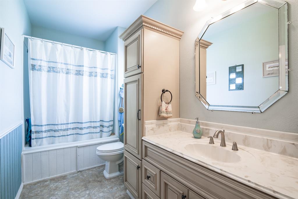 143 Ocean View Drive, Crystal Beach, Texas image 39