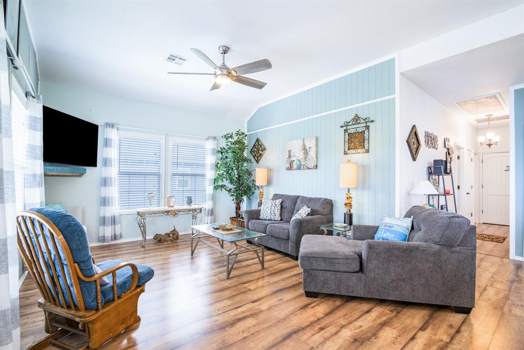 143 Ocean View Drive, Crystal Beach, Texas image 25