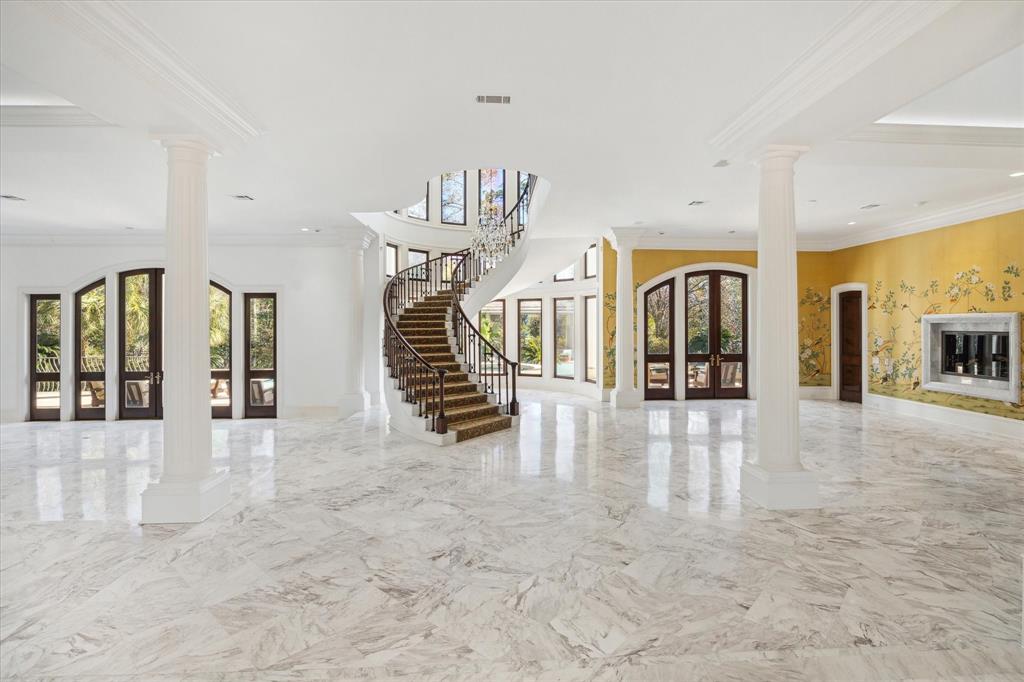 324 Buckingham Drive, Houston, Texas image 4