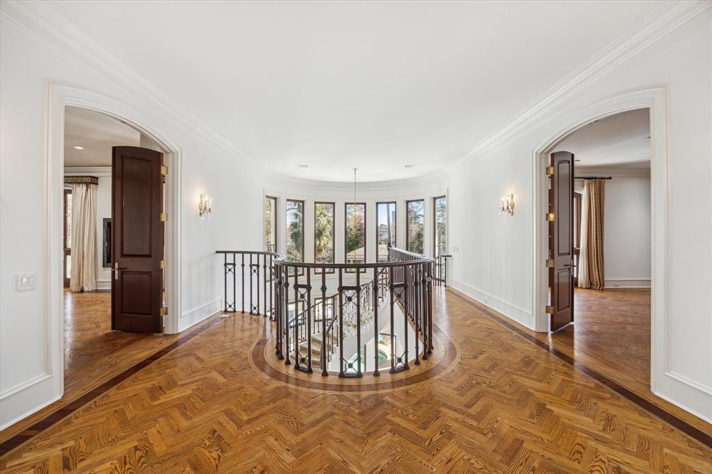 324 Buckingham Drive, Houston, Texas image 24